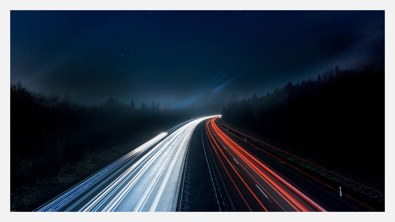 fast moving traffic night 400g ethernet tech brief
